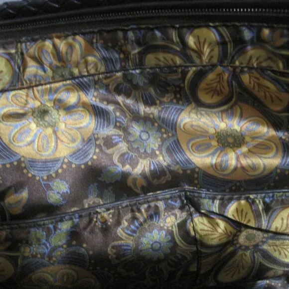 Large Charming Charlie Brown Leopard Print Floral Interior Zipper Leather Purse - Picture 7 of 7